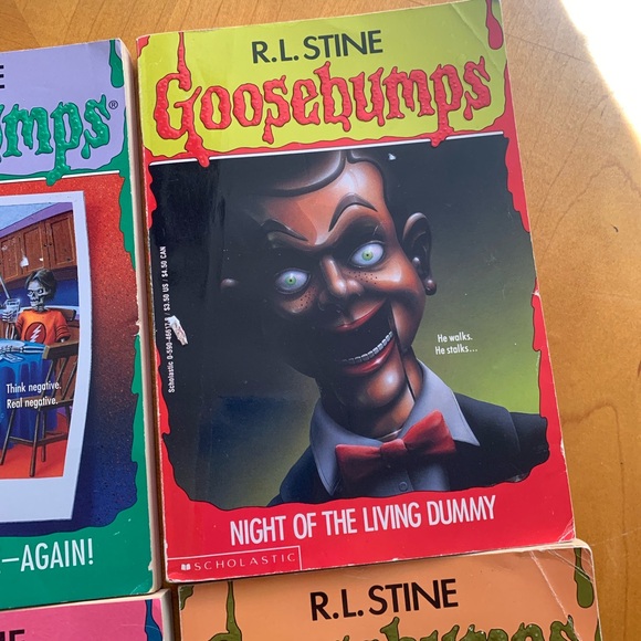 Goosebumps set of 6 books to sting paper backs - Picture 1 of 7